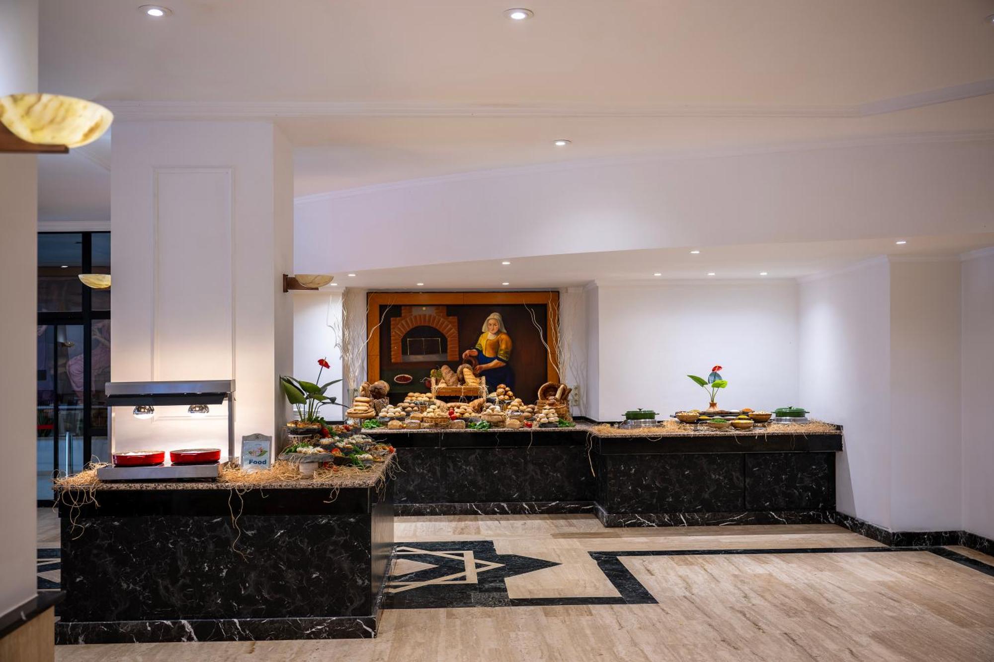 Adora Hotel & Resort Белек Екстериор снимка