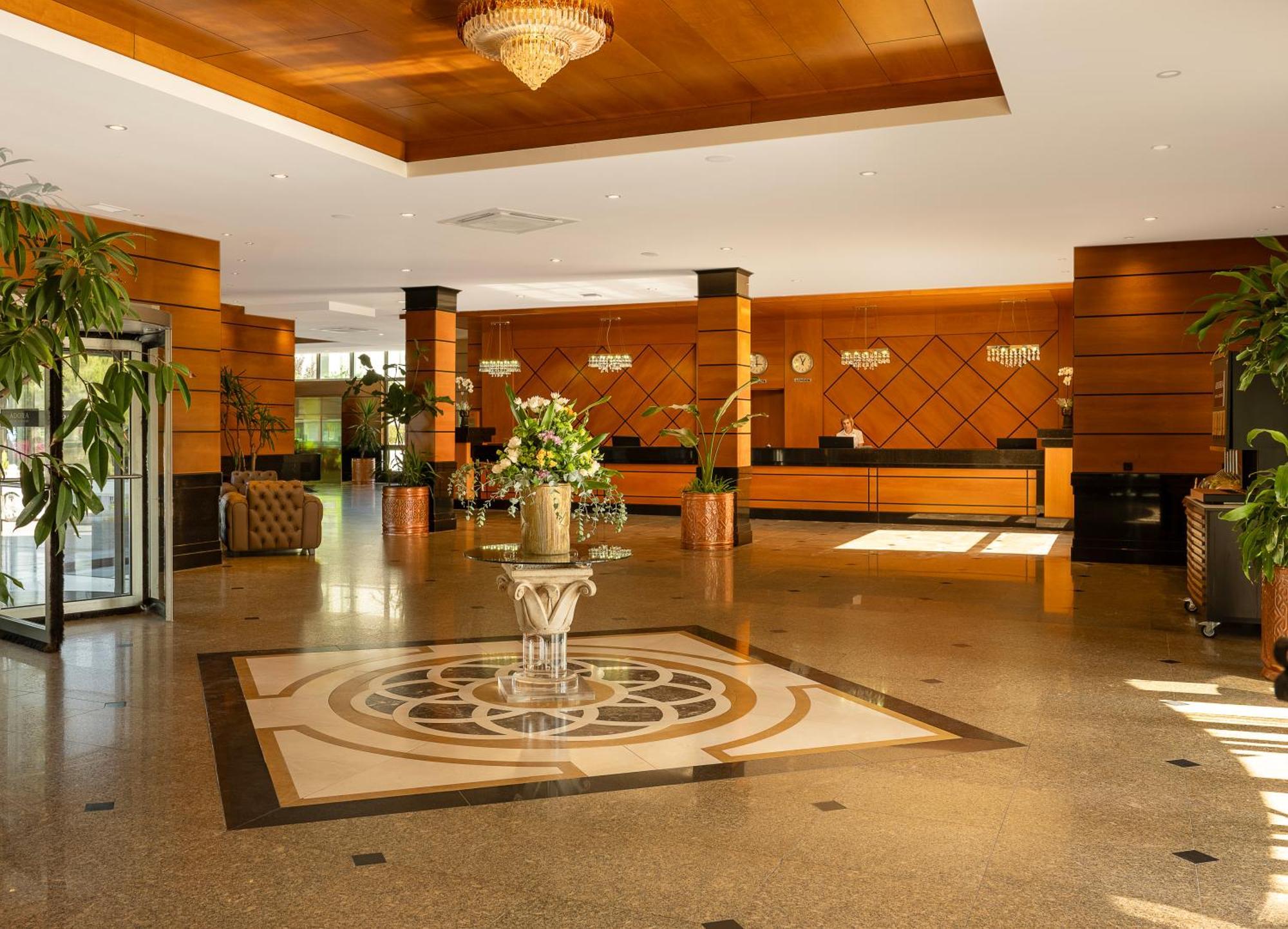 Adora Hotel & Resort Белек Екстериор снимка