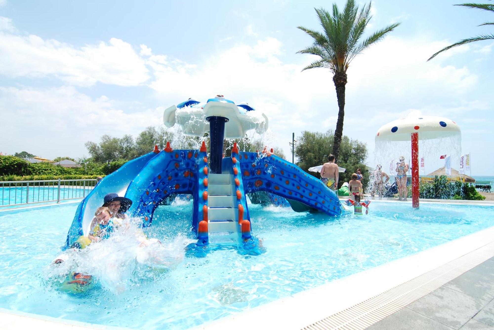 Adora Hotel & Resort Белек Екстериор снимка